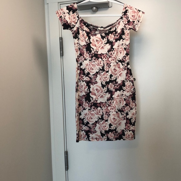 Floral print body con dress - Picture 6 of 6